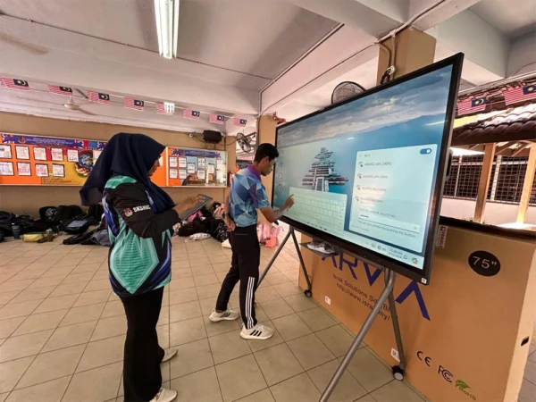 Digital Smartboards in classroom at S.K. Sultan Hishamuddin