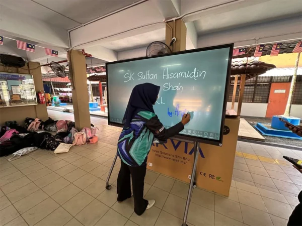 Digital Smartboards in classroom at S.K. Sultan Hishamuddin