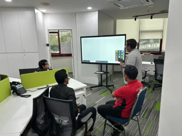 ARV400 Smartboard Complete System at Tabung Haji HQ