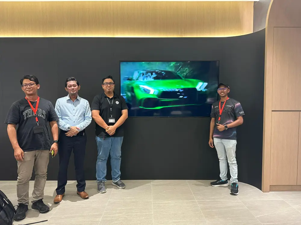 Supplying Digital Signage Media Player and CDMS Self-Hosted Solution to RZ Cloud Solutions for Mercedes-Benz, Johor