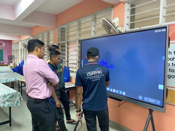 smartboard--arv200-75-smk-pasirgudang2-005