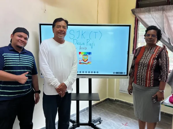 SJK (T) Taman Desa Pinji Upgrades Classroom Technology with Arvia Smartboard ARV200-55 & FD1500