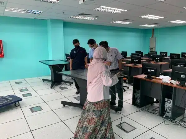 universiti-sains-islam-malaysia-installation-interactive-smartboard-004